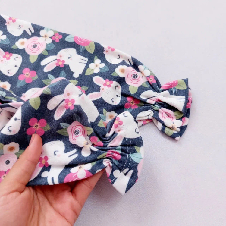 بلوز شلوار دخترانه طرح خرگوش پاپیونی آستین چین دار جنس پنبه لطیف