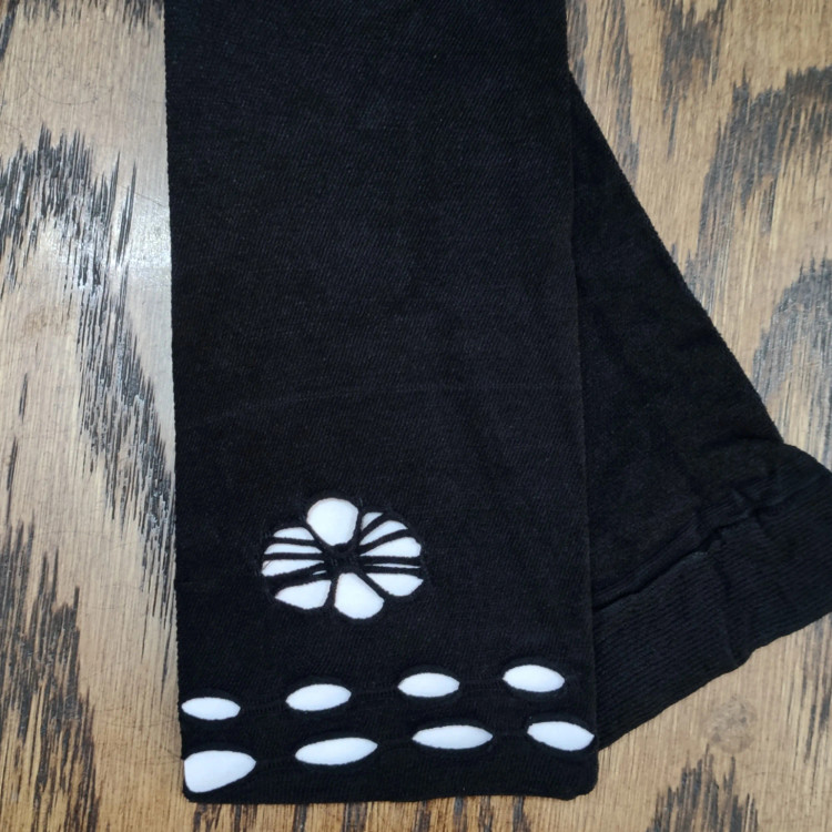 جوراب سه ربع زنانه طرح دار گل و پروانه مشکی