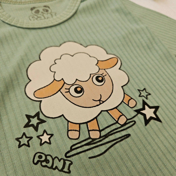 ست لباس راحتی نوزاد طرح گوسفند کبریتی پنبه ای نرم و کشی مناسب 0 تا 24 ماه