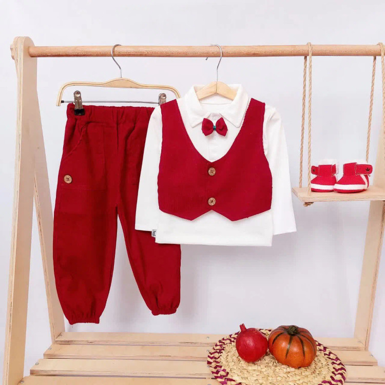 ست لباس پسرانه یلدایی طرح جلیقه و پاپیون مخمل کبریتی قرمز | لباس نوزادی و کودک