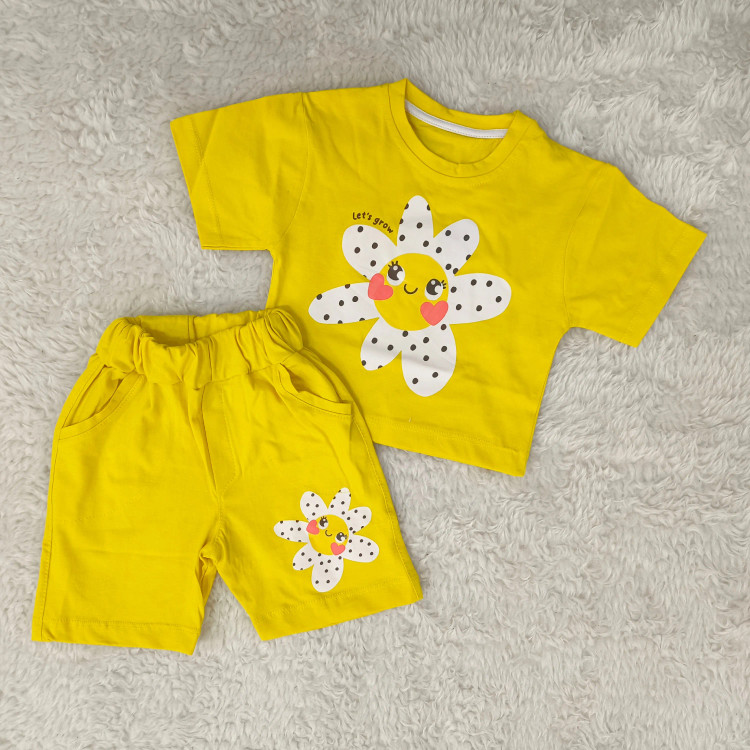 ست تیشرت و شورتک نخی طرح بابونه دخترانه و پسرانه خندان