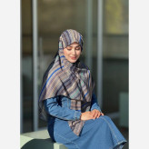 شال مجلسی زنانه طرح سنا، نخ کاستوم، قواره 140، دور دوخت، غیر لیز