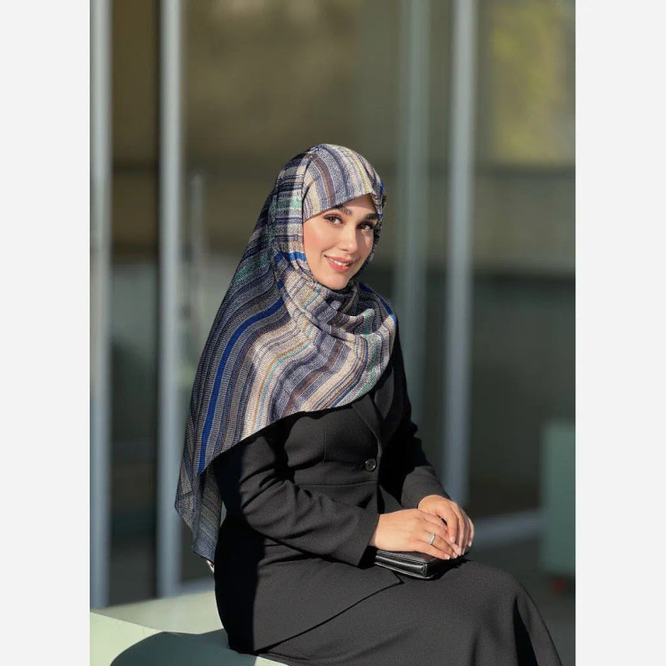 شال مجلسی زنانه طرح سنا، نخ کاستوم، قواره 140، دور دوخت، غیر لیز