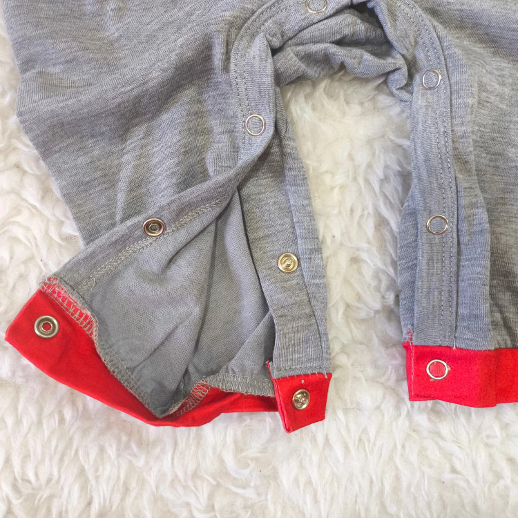 سرهمی پسرانه طرح کریسمس نخ پنبه لطیف سایز 3 تا 6 ماه